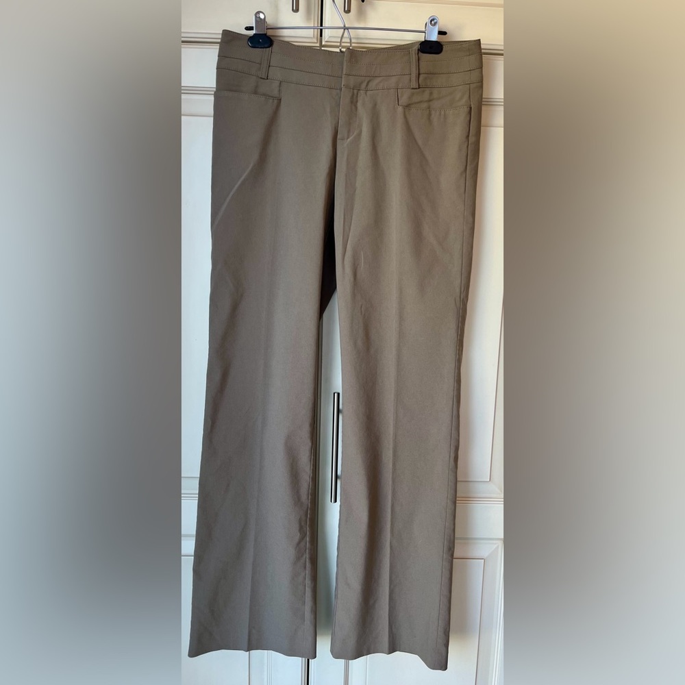 Mexx Women's Khaki Straight/Wide Leg Pants. Size 40 (sz8-10) Y2K